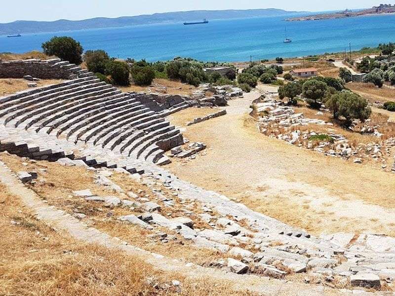 what to see in Lavrion